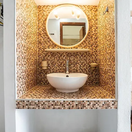 Sotirakis Standard 13 Apartment